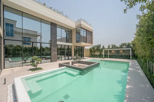 5 Bedrooms Villa in Umm Al Sheif Villas