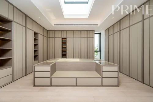 5 Bedrooms Villa in Umm Al Sheif Villas