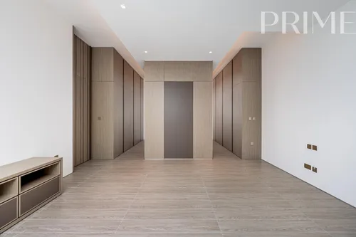 5 Bedrooms Villa in Umm Al Sheif Villas