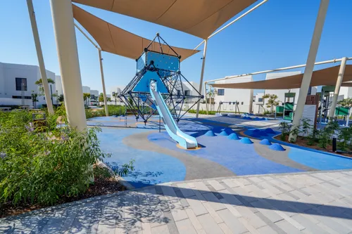 5 Bedrooms Villa in Noya Luma