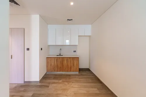 5 Bedrooms Villa in Noya Luma