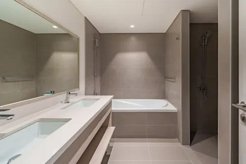 5 Bedrooms Villa in Noya Luma