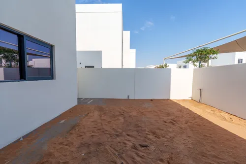 5 Bedrooms Villa in Noya Luma