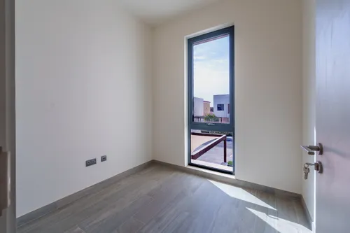5 Bedrooms Villa in Noya Luma