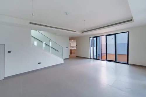 5 Bedrooms Villa in Noya Luma