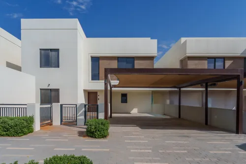 5 Bedrooms Villa in Noya Luma