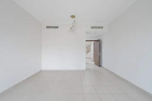 3 Bedrooms Villa in Podium Villas