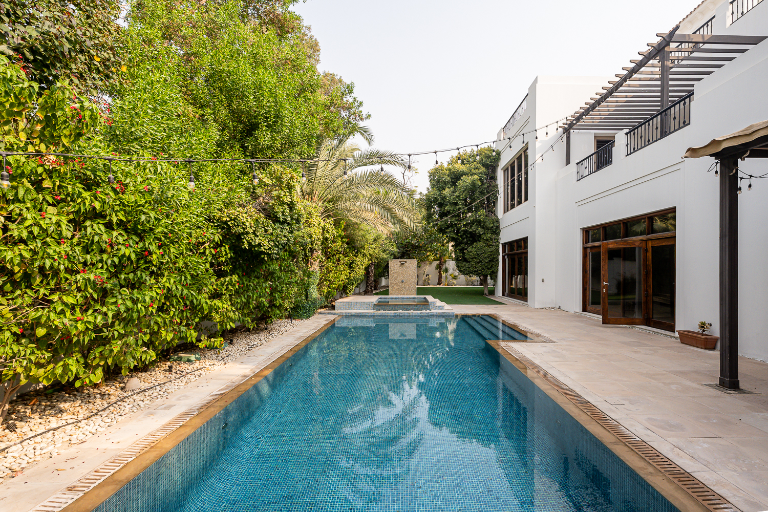 7 Bedrooms Villa in Jasmine Leaf 7