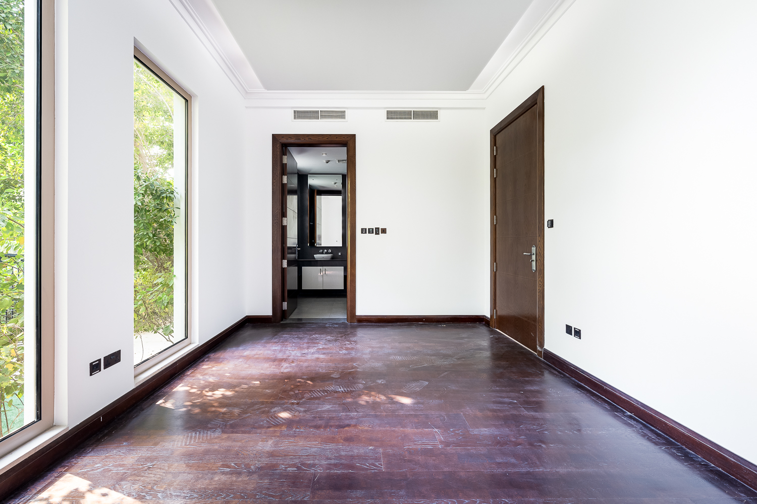 7 Bedrooms Villa in Jasmine Leaf 7