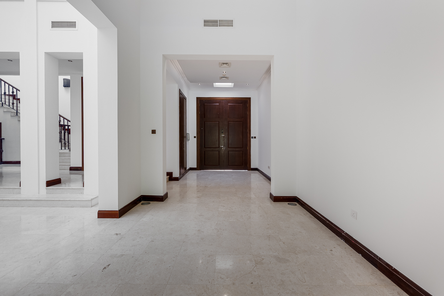 7 Bedrooms Villa in Jasmine Leaf 7