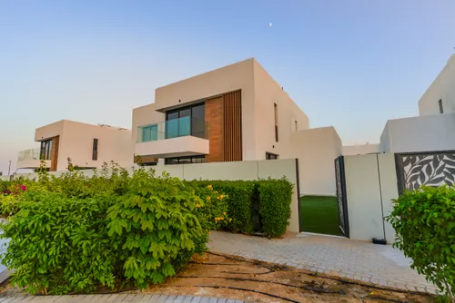 5 Bedrooms Villa in The Dunes