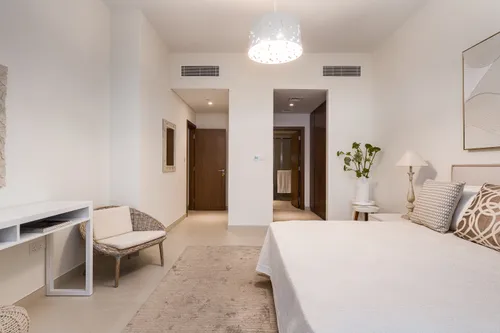 3 Bedrooms Apartment in Canal Front Residence 6