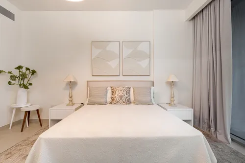 3 Bedrooms Apartment in Canal Front Residence 6