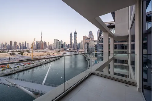 3 Bedrooms Apartment in Canal Front Residence 6