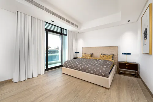 8 Bedrooms Villa in Garden Homes Frond G