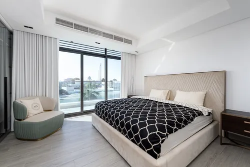 8 Bedrooms Villa in Garden Homes Frond G