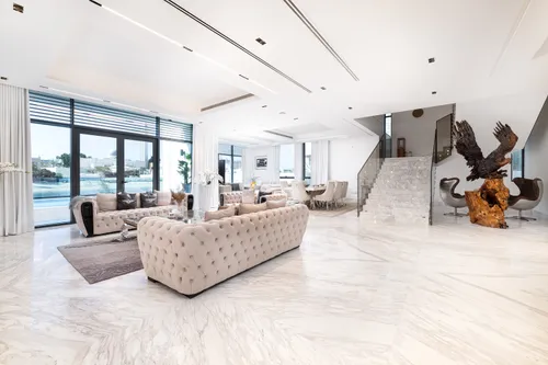 8 Bedrooms Villa in Garden Homes Frond G