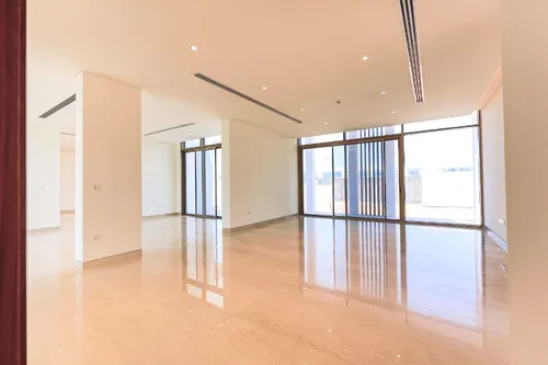 5 Bedrooms Villa in Seef Al Jubail