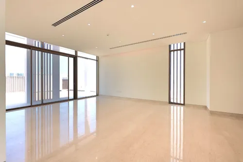 5 Bedrooms Villa in Seef Al Jubail