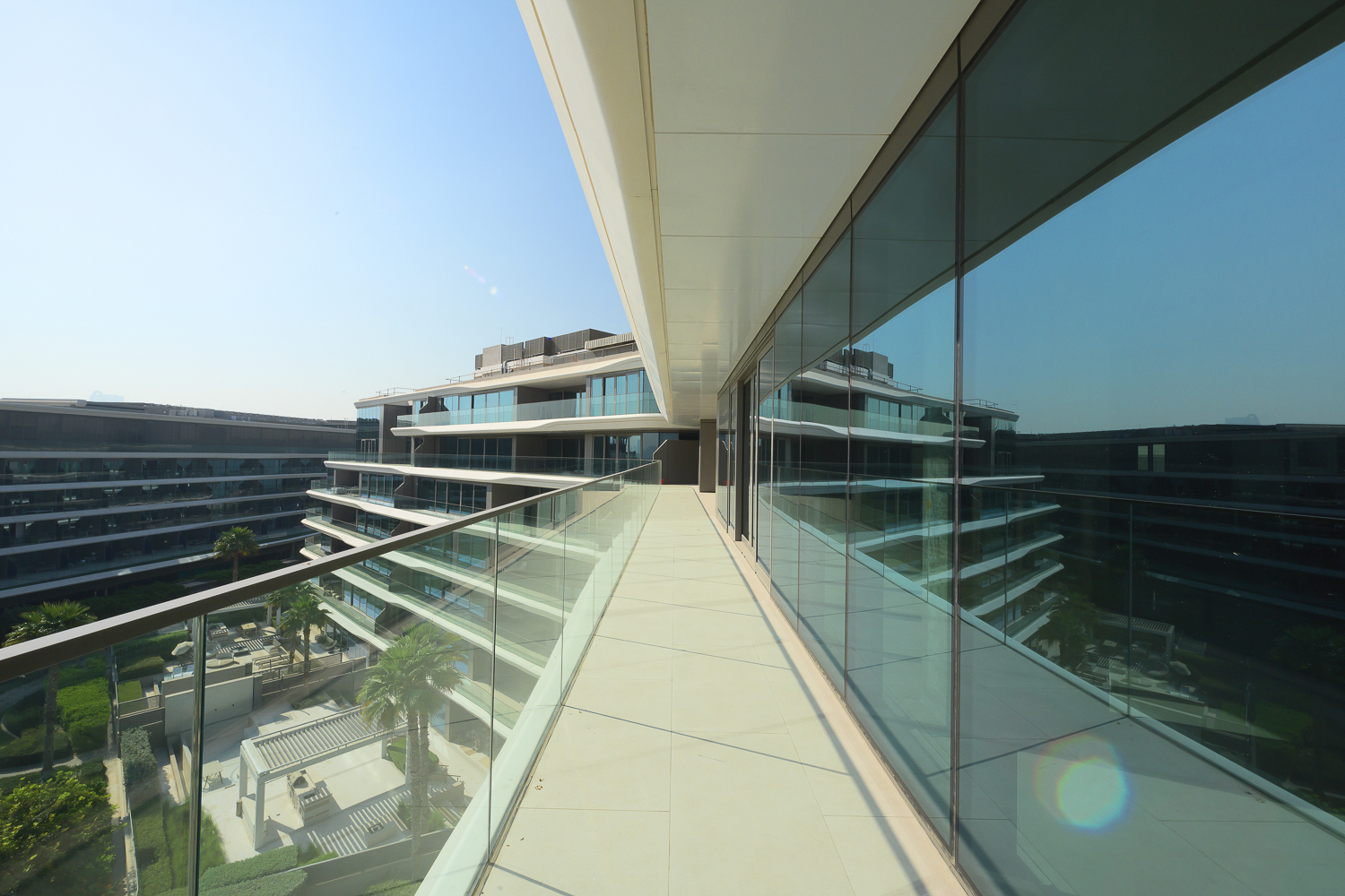 2 Bedrooms Apartment in Mansion 1