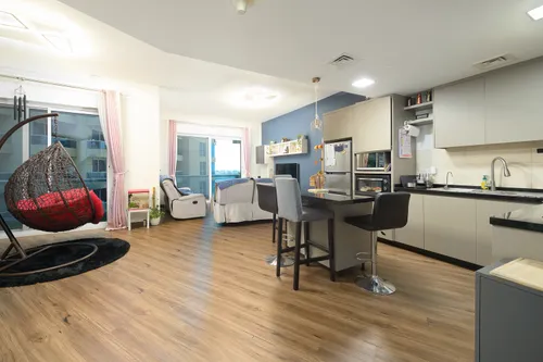 2 BR with balcony I Lake view I VOT I Corner unit