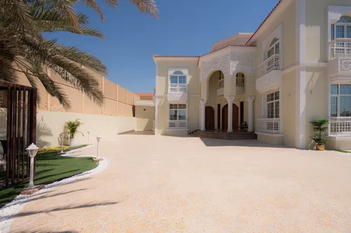 7 Bedrooms Villa in Al Warqa'a 2 Villas
