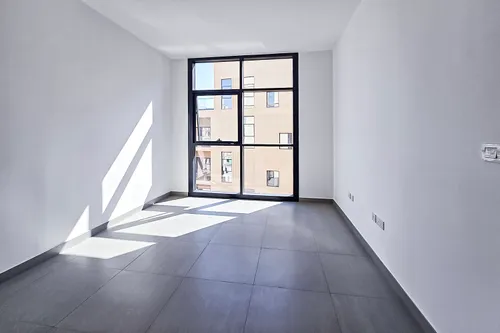 Lavish 1BHK | Prime Location | Free Parking