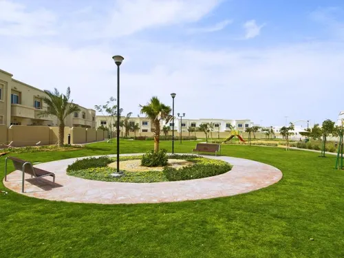 2 Bedrooms Townhouse in Arabian Style