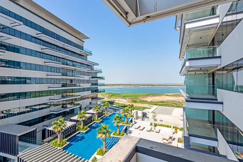 2 Bedrooms Apartment in Mayan 4