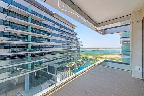 2 Bedrooms Apartment in Mayan 4