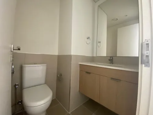 2 Bedrooms Apartment in Golf Views