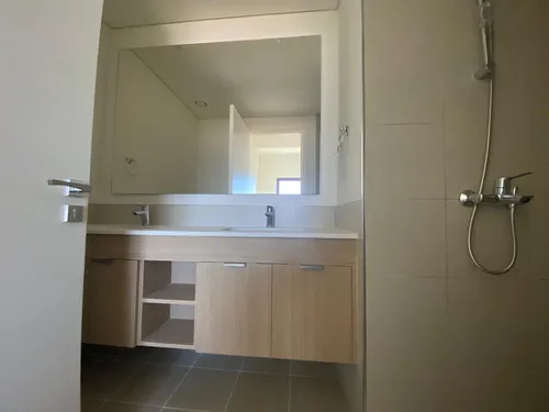 2 Bedrooms Apartment in Golf Views