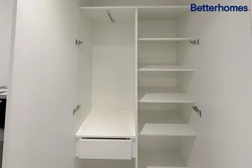 Apartment in Nest 6