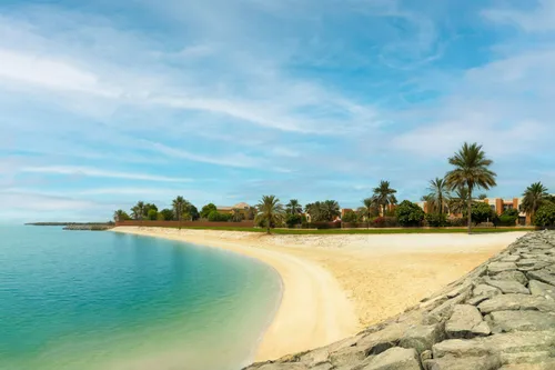 4 Bedrooms Townhouse in Mangrove Village