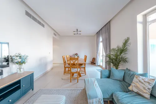 5 Bedrooms Villa in Lailak