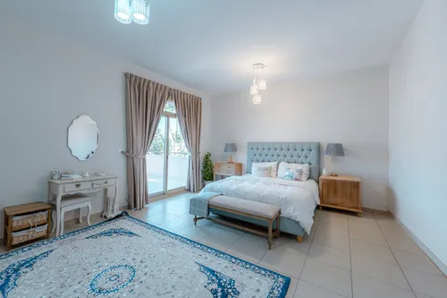 5 Bedrooms Villa in Lailak