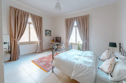 5 Bedrooms Villa in Lailak