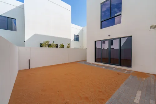 5 Bedrooms Villa in Noya Luma