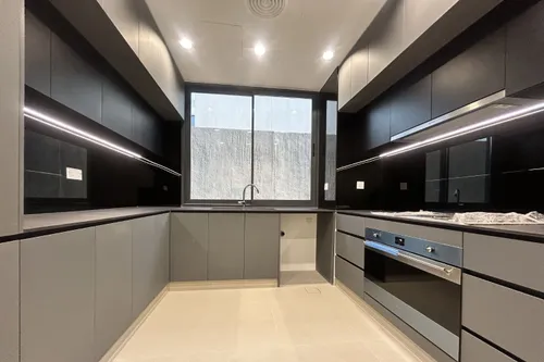 4 Bedrooms Villa in Robinia