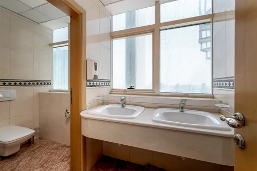3 Bedrooms Apartment in Sarab Tower