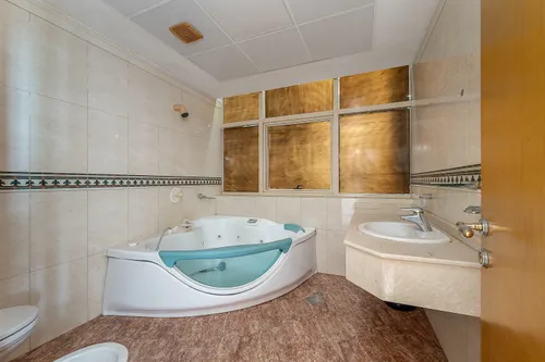 3 Bedrooms Apartment in Sarab Tower