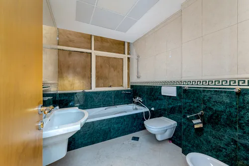 3 Bedrooms Apartment in Sarab Tower