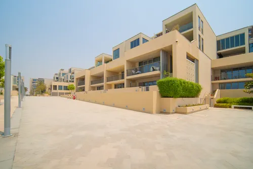 3 Bedrooms Townhouse in Building B