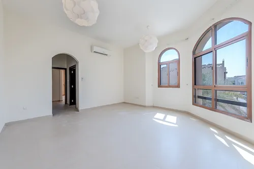 6 Bedrooms Villa in Khalifa City A Villas