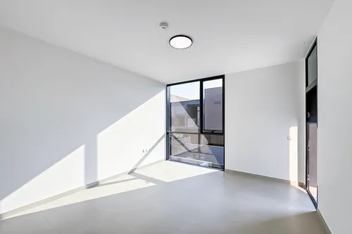3 Bedrooms Townhouse in Robinia