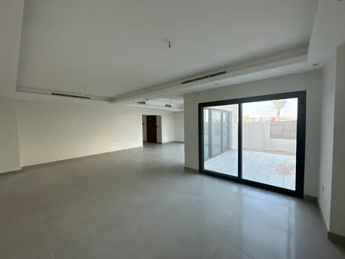 4 Bedrooms Townhouse in Sharjah Sustainable City