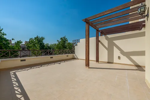 4 Bedrooms Villa in Al Naseem A