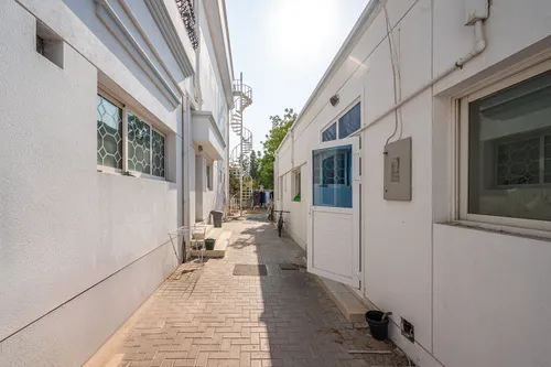 5 Bedrooms Villa in Jumeirah 3 Villas