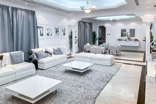 5 Bedrooms Villa in Jumeirah 3 Villas