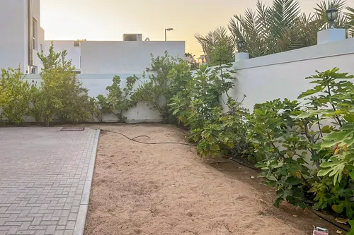 5 Bedrooms Villa in Jumeirah 3 Villas